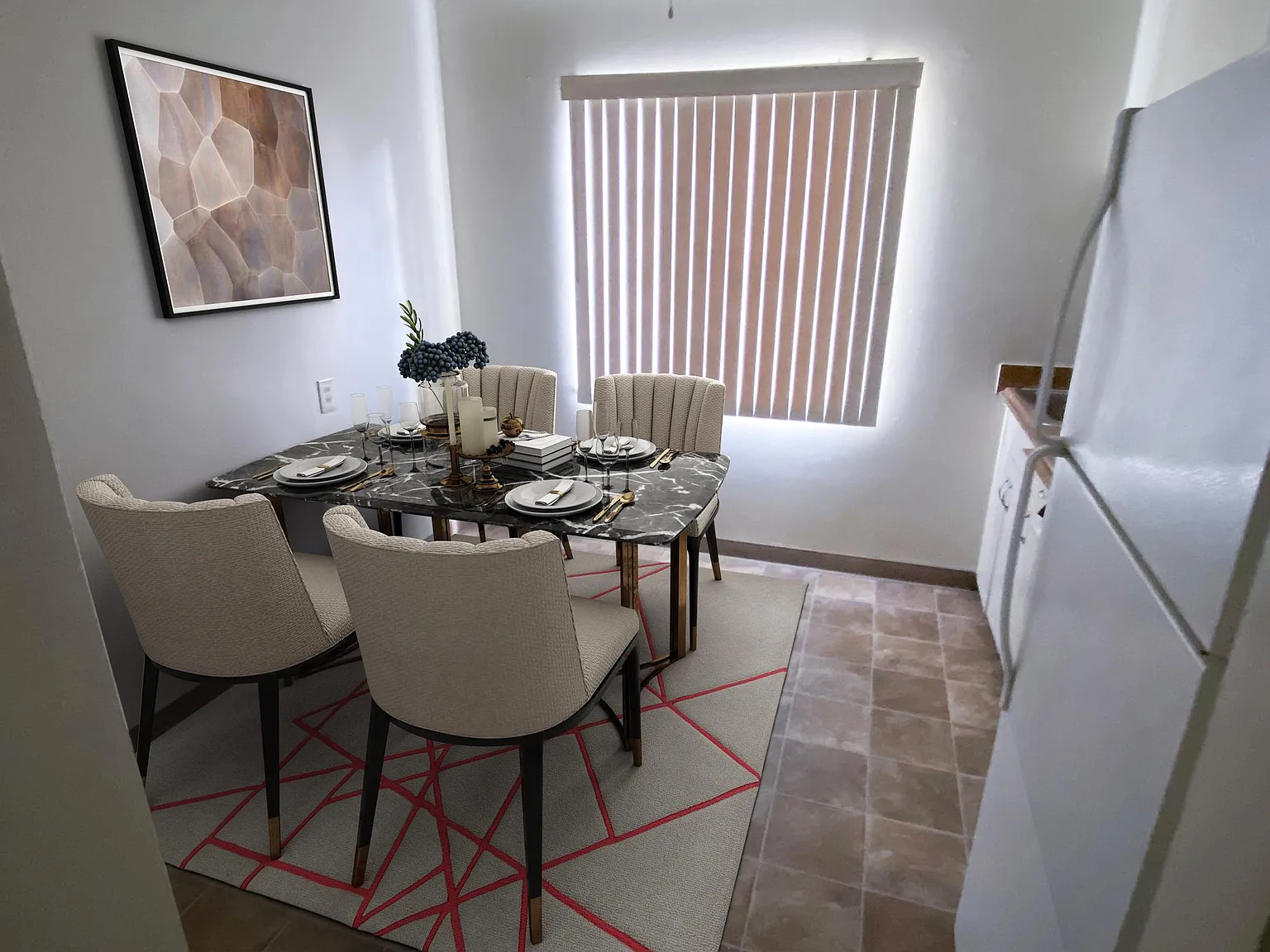 850 Calderon Ave — Photo 2