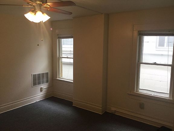 5th image of 2268 N High St APT 4
