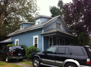 406 W Pear St, Centralia, WA 98531