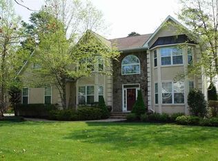 218 Mystic Dr, Egg Harbor Township, NJ 08234