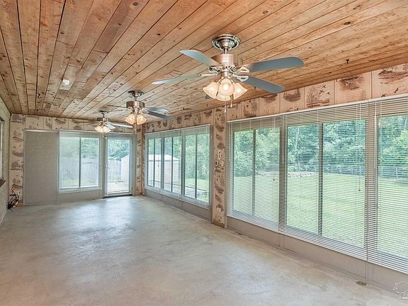 2nd image of 8215 Sharkhead Cir