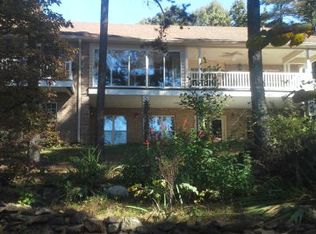 128 Becky Ct, Bracey, VA 23919