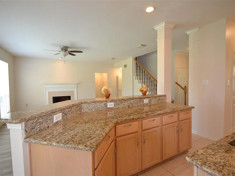 5007 Bellmead Dr — Photo 9