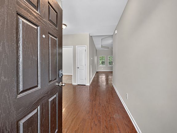 5th image of 1021 Lindyn Lee Way