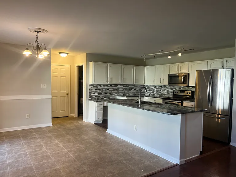 10911 Harmony Glen Ct — Photo 5