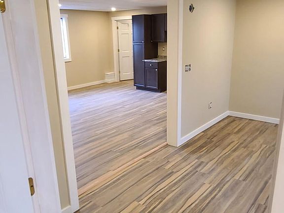 5th image of 18 Leavitt Street