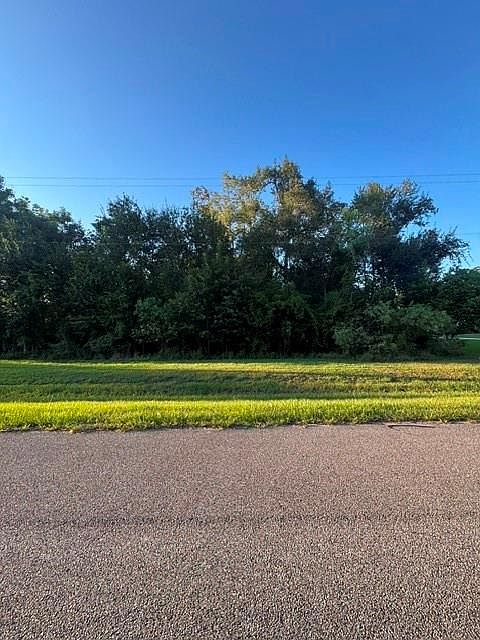 1st image of 1039 W Point Dr