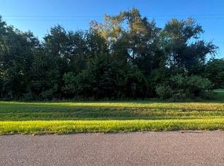 1039 W Point Dr, Rosharon, TX 77583