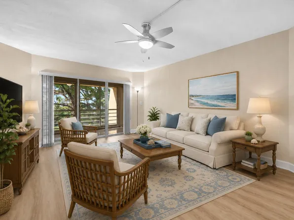 3755 Via Poinciana #611, Greenacres, FL 33467