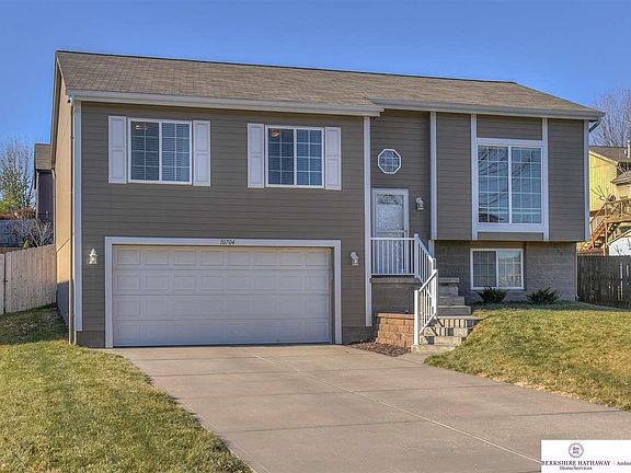 4th image of 10704 Winding River Dr