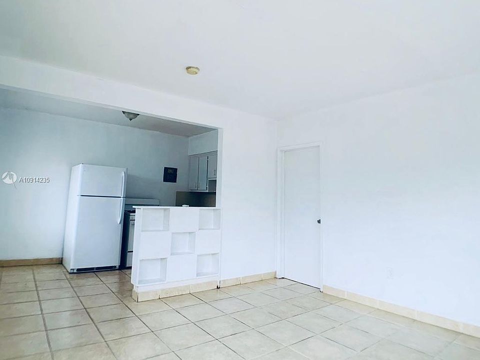 1st image of 12130 NE 8th Ave APT A