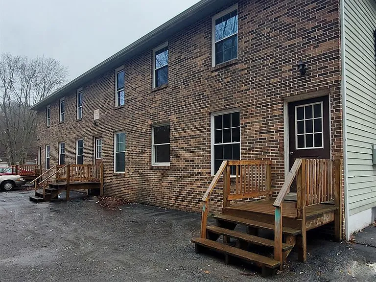 219 Spurrier Rd — Photo 11