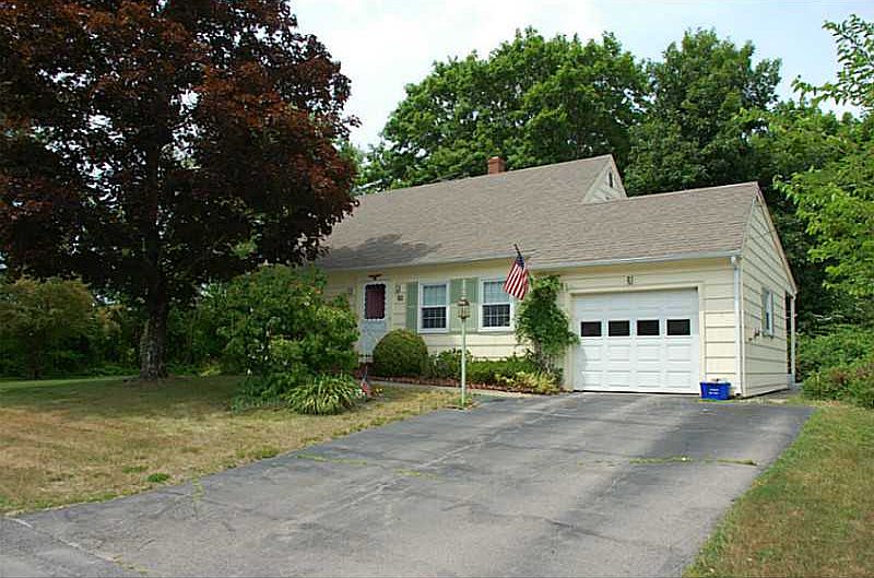 65 Buxton St, North Smithfield, RI 02896 Zillow