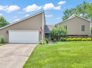 3360 Snapping Turtle Dr, Dayton, OH 45414