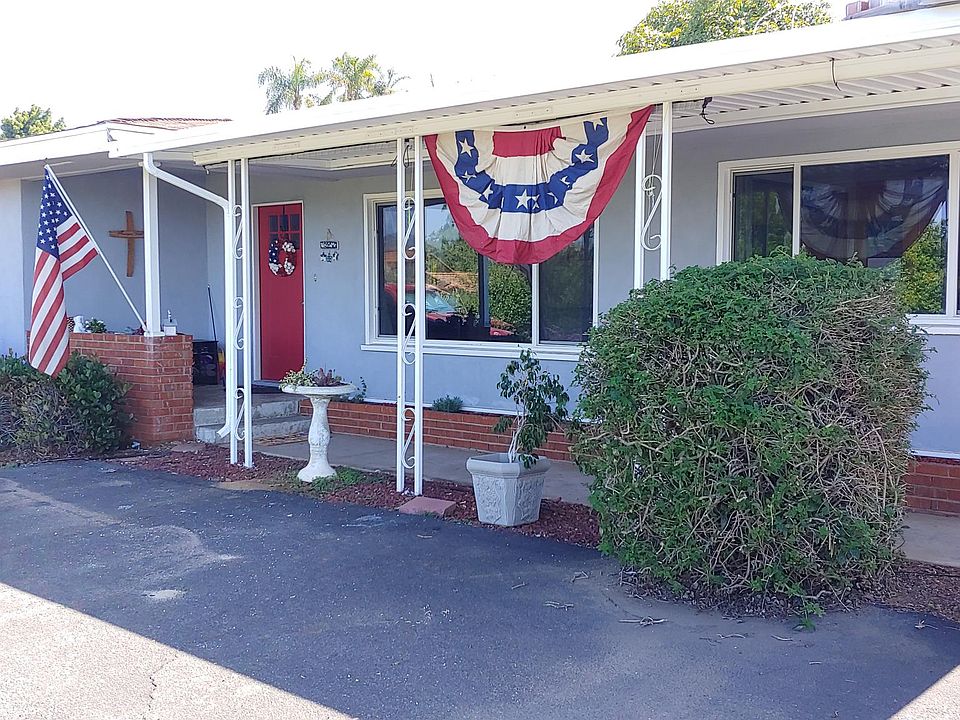 1st image of 165 Leslie Ln