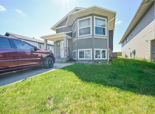 7018 E 90th St, Grande Prairie, AB T8X0C1