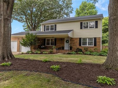 717 Queen Elizabeth Dr, Virginia Beach, VA, 23452