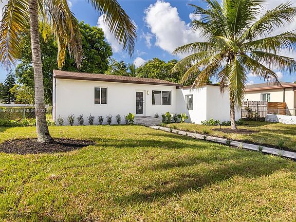 3rd image of 360 NW 133rd St #1