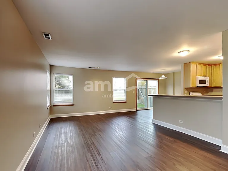240 Wedgewood Cir — Photo 6
