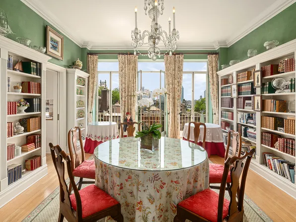 4 Sutton Place image 8 of 19