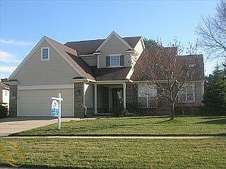 3rd image of 8337 Sherwood Dr