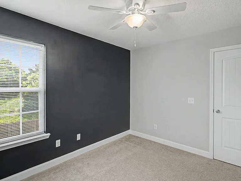 245 Alcott Cir — Photo 26