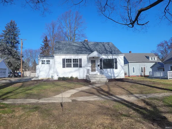 117 E Monroe St, Plymouth, IN 46563