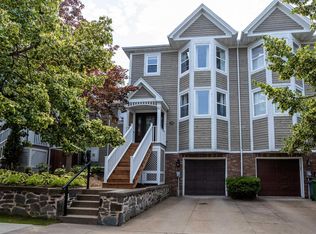 280 Spinnaker Dr, Halifax, NS B3N3C6