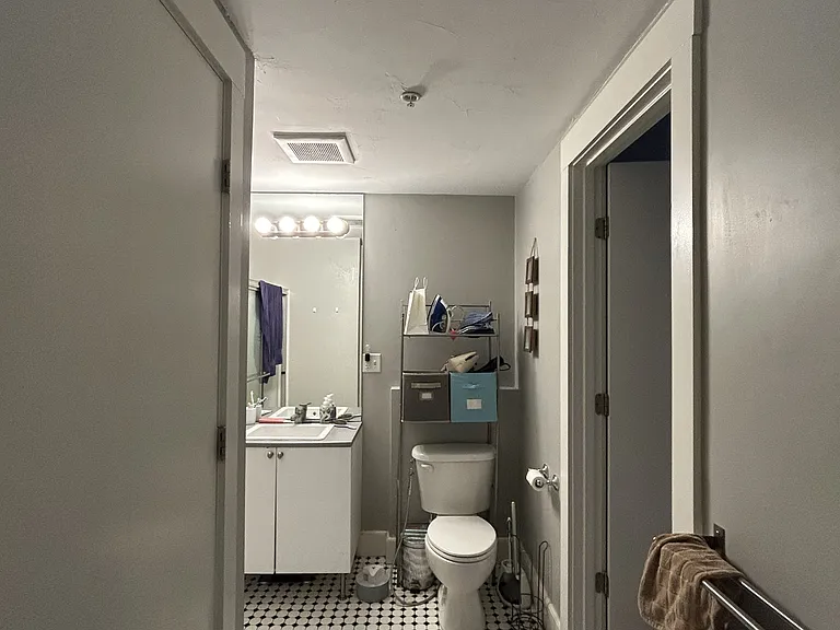 28 Adams St #204 — Photo 17