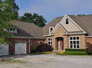 380 Ivy Ln, Ringgold, GA 30736