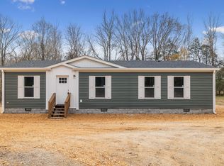 553 Camden Bay Rd, Camden, TN 38320