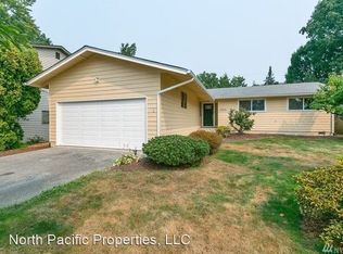13216 121st Ave NE, Kirkland, WA 98034