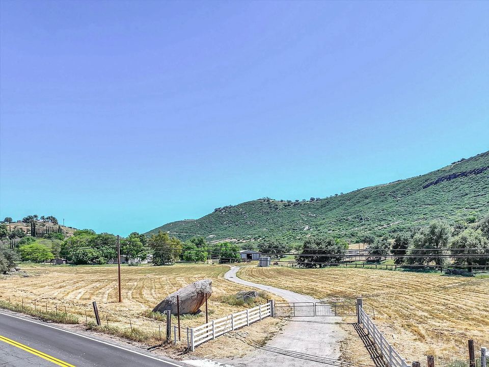 1st image of 24665 E Old Julian Hwy