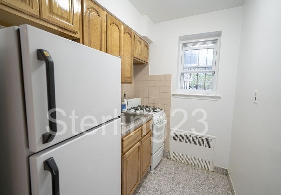 1st image of 4318 44th St APT 1A