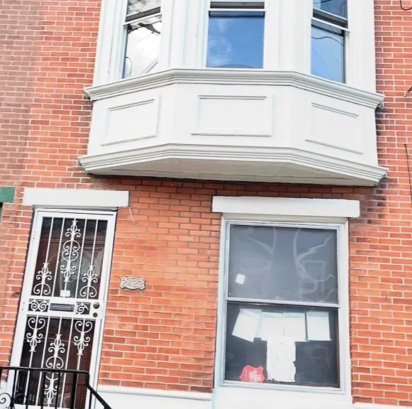 2422 Wharton St — Photo 1