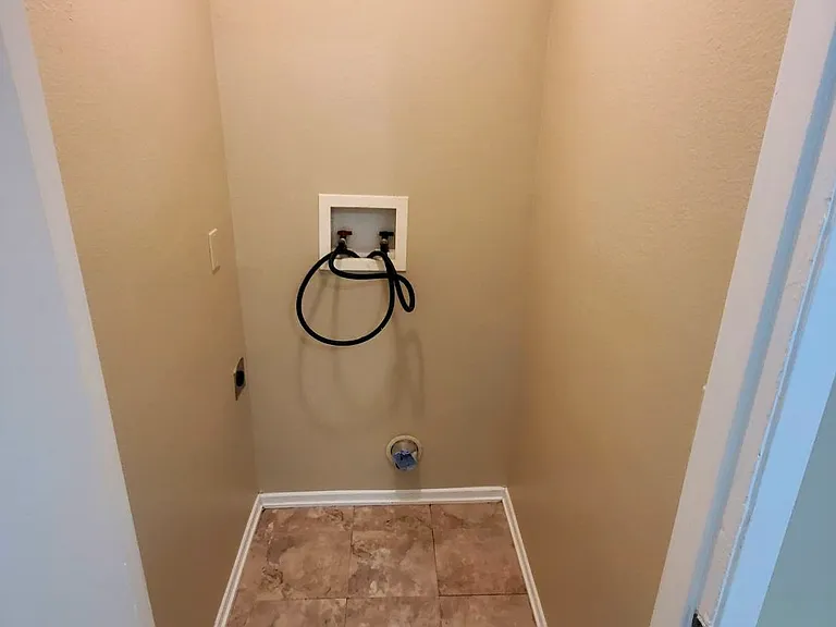 729 S Knott Ave #101 — Photo 7