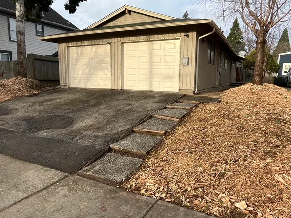 1907 H St, Bellingham, WA 98225