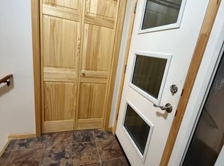 8932 Kruger Dr, Anchorage, AK 99502