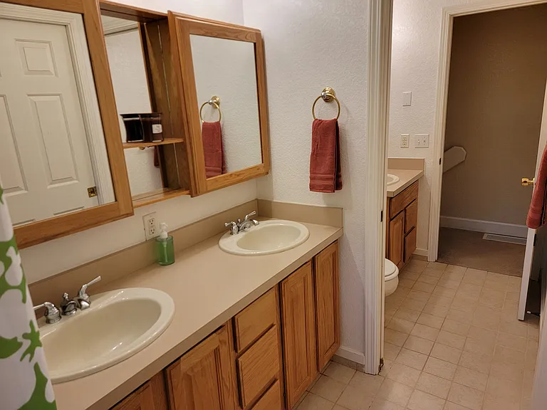 901 N Richmond Ln — Photo 15