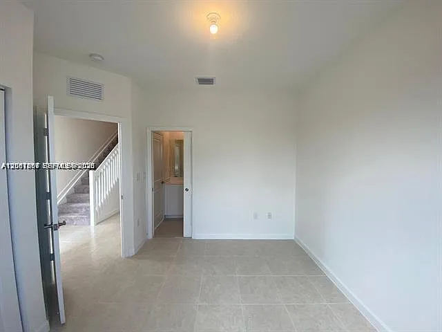 575 NE 208th Ter #575 — Photo 5