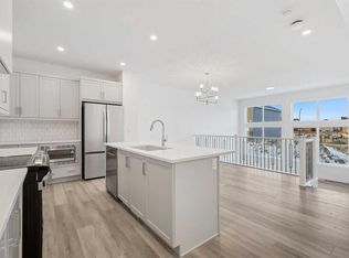 3 E Legacy Glen Rise SE, Calgary, AB T2X5A7