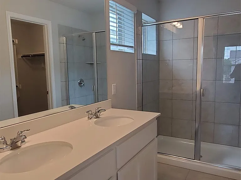 1717 Fountain Bridge Dr — Photo 20
