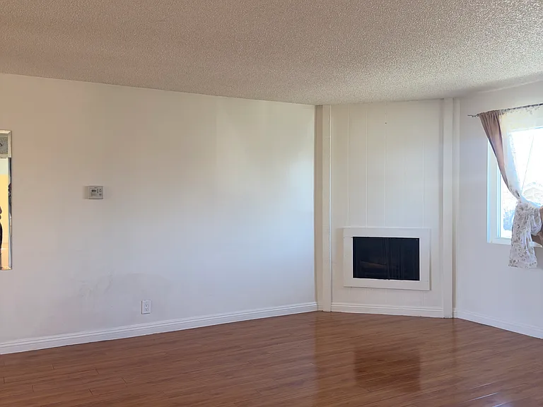 415 Pomelo Ave #F — Photo 2