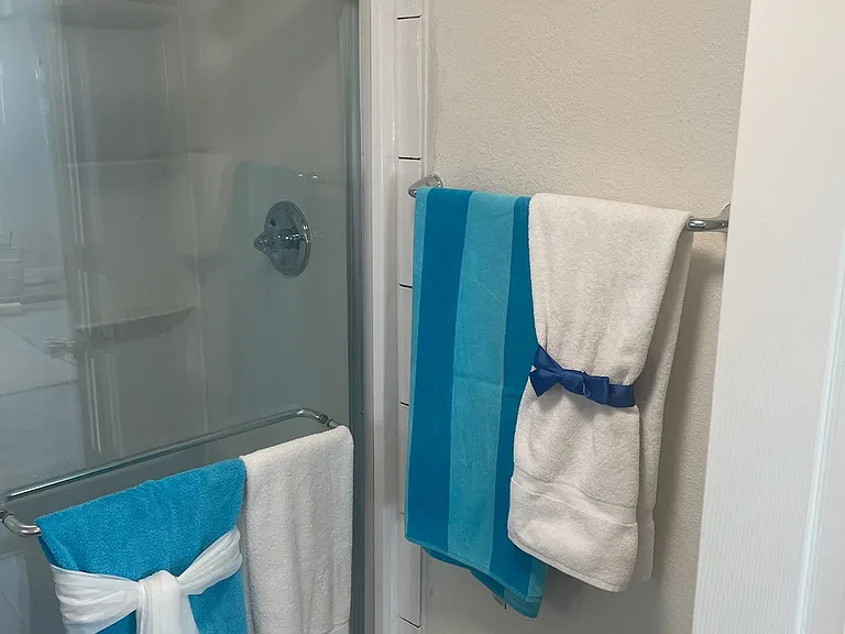 Extra towel rack for your towels