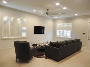 3rd image of 9417 Isles Cay Dr