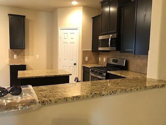 4th image of 10002 Red Tamarack Ln