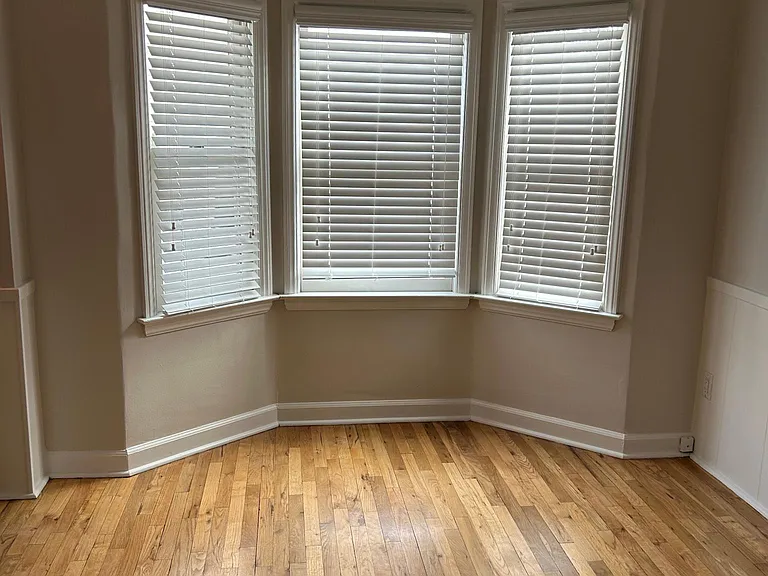1051 Linden St — Photo 11