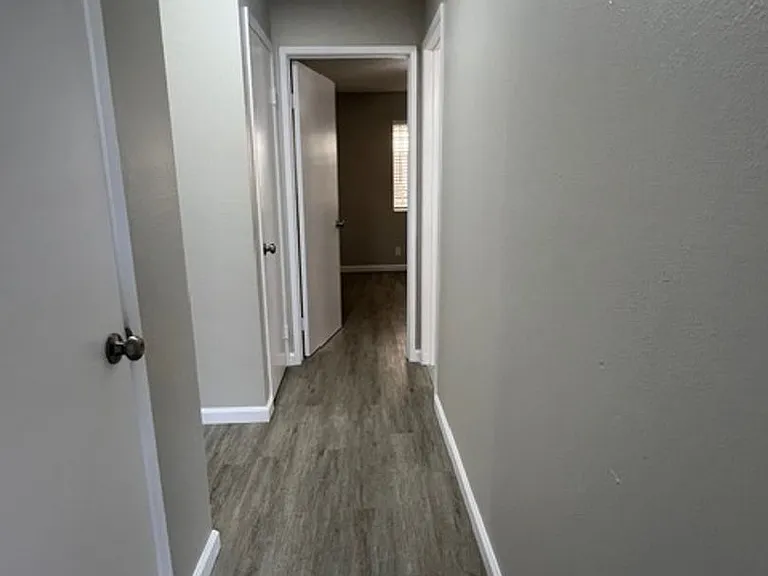 750 Gaviota Ave #2 — Photo 14