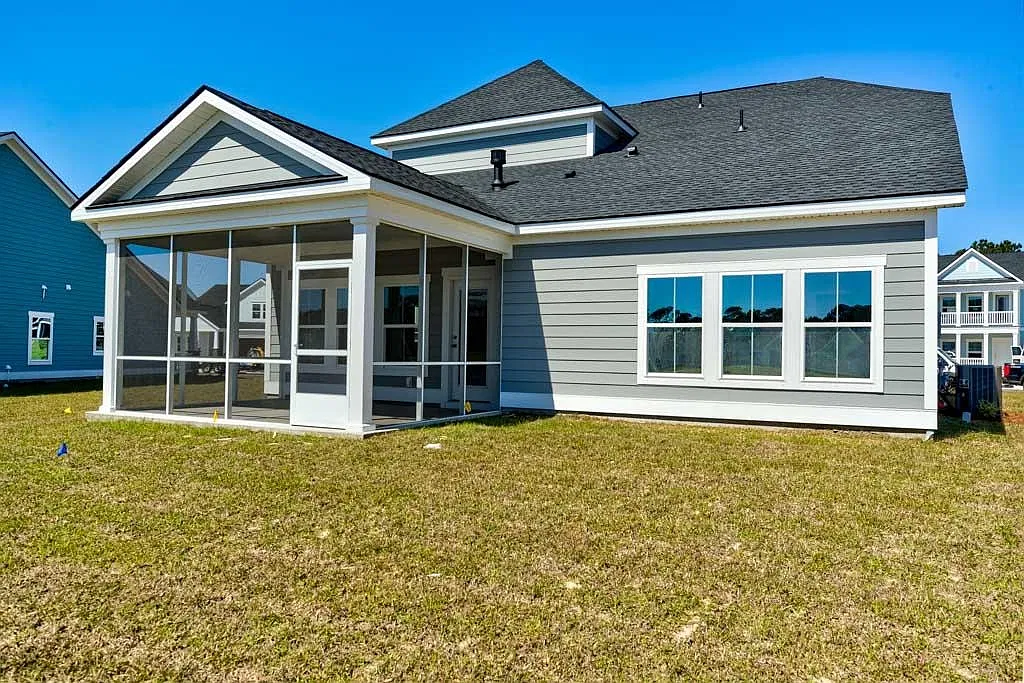 5 bed, 3.5 bath, 2449 sqft, $3,600 — Photo 4
