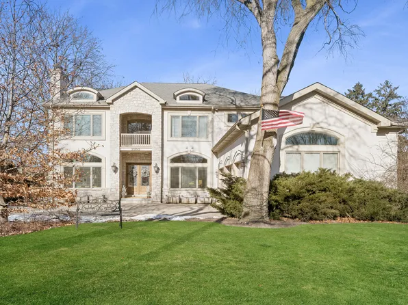 1050 Osterman Ave, Deerfield, IL 60015